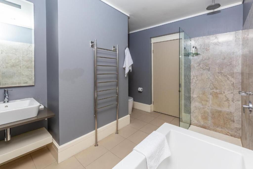 Deluxe Family Suite 105 Κνύσνα Εξωτερικό φωτογραφία