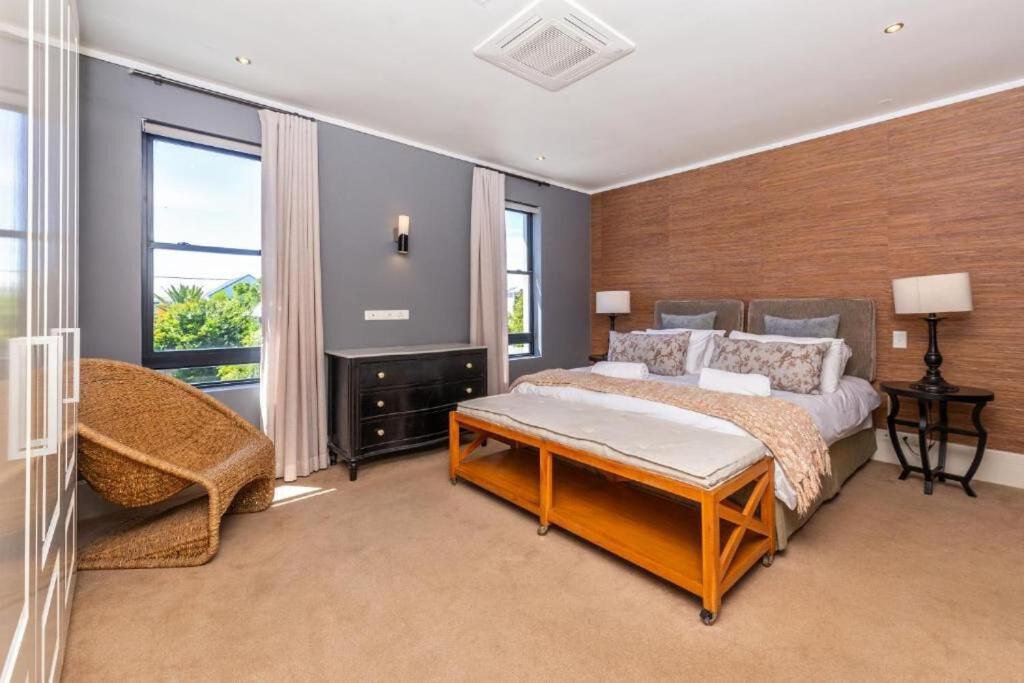 Deluxe Family Suite 105 Κνύσνα Εξωτερικό φωτογραφία